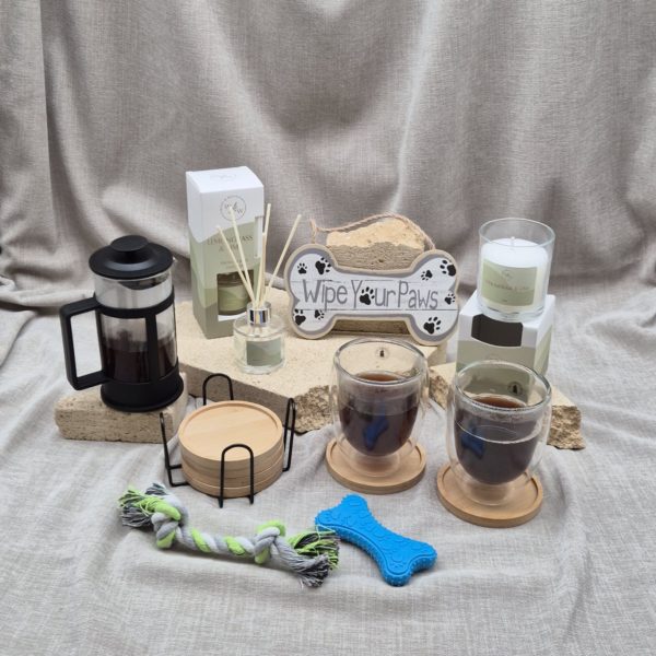 Paws & Relax Family Hamper